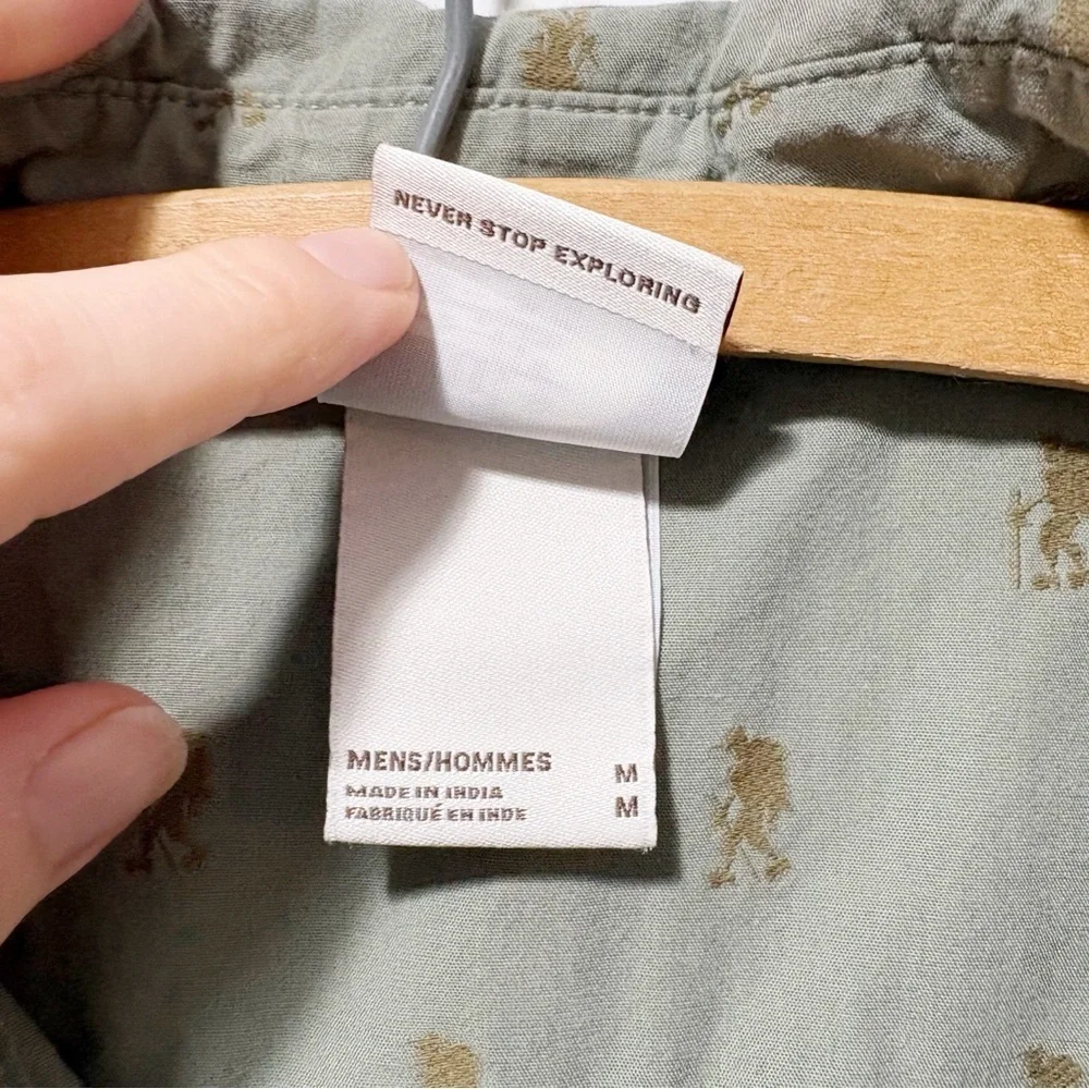 The North Face Baytrail Jacquard SS Hiker Graphic Button Up Shirt Men’s Medium